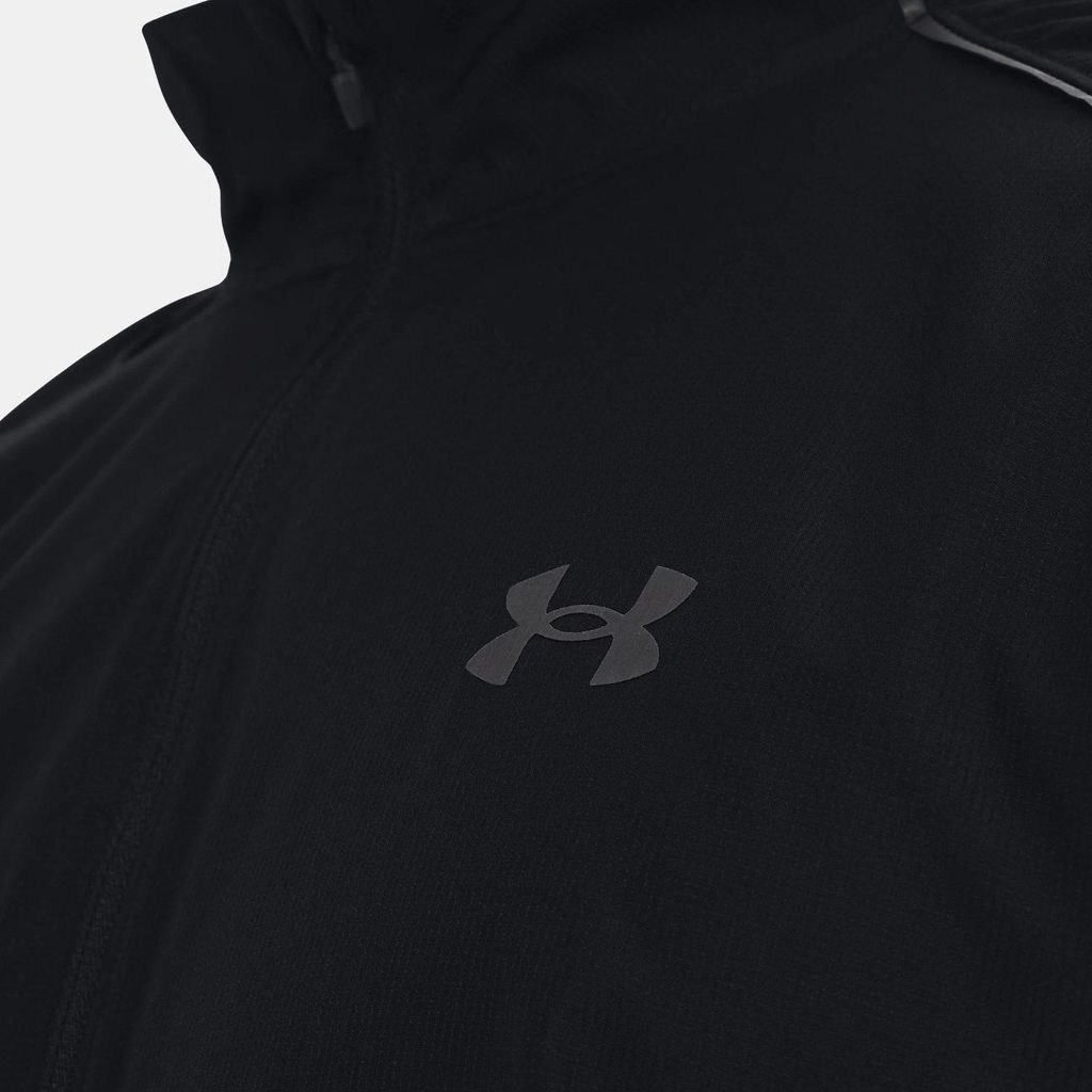 Under Armour Storm Run Regenmantel Schwarz S Mann Schwarz S Produktbild 15