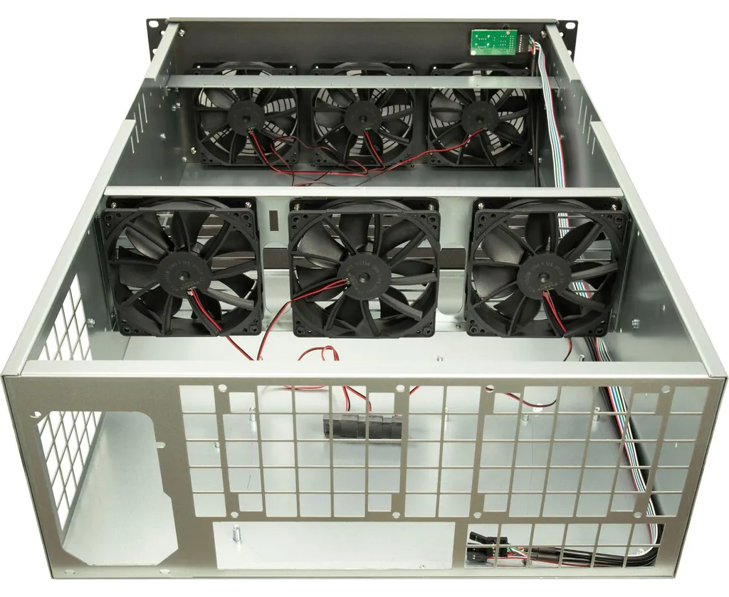Évitez la Surchauffe de vos GPU avec le Rack Inter-Tech 4W2 4HE 6 Fan