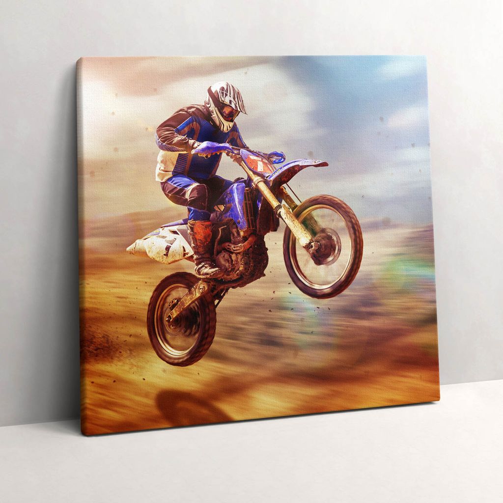 Motorcyclist in the desert – Leinwandbild Wandbild – 60x60 cm – Leinwandbilder – Wandbilder – Schlafzimmer – Flur
