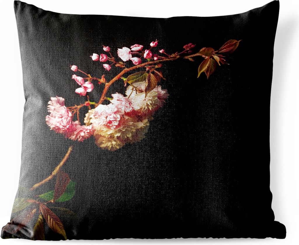 MuchoWow Outdoor Kissen - Eine Kirschblüte vor schwarzem Hintergrund - 60x60 cm - Wetterfest - Lounge Kissen - Dekoration - Schlaf Kissen
