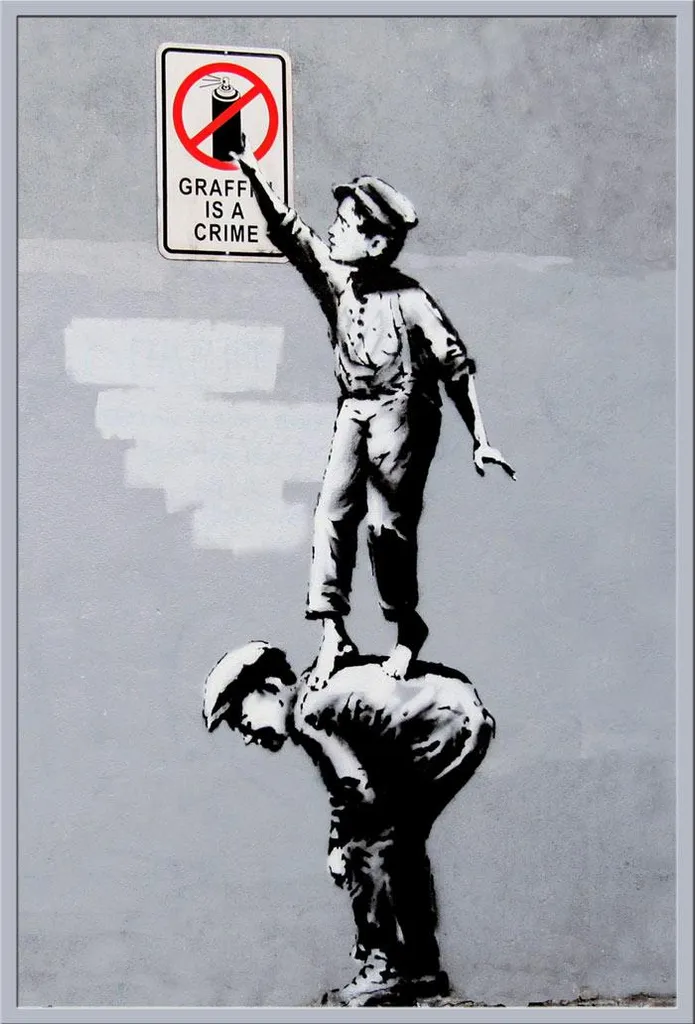 Affiche Brandalised encadrée Graffiti is a crime cadre argenté robuste