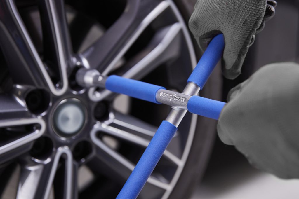 Křížový klíč GOODYEAR s protiskluzovým povrchem Obrázek produktu 7