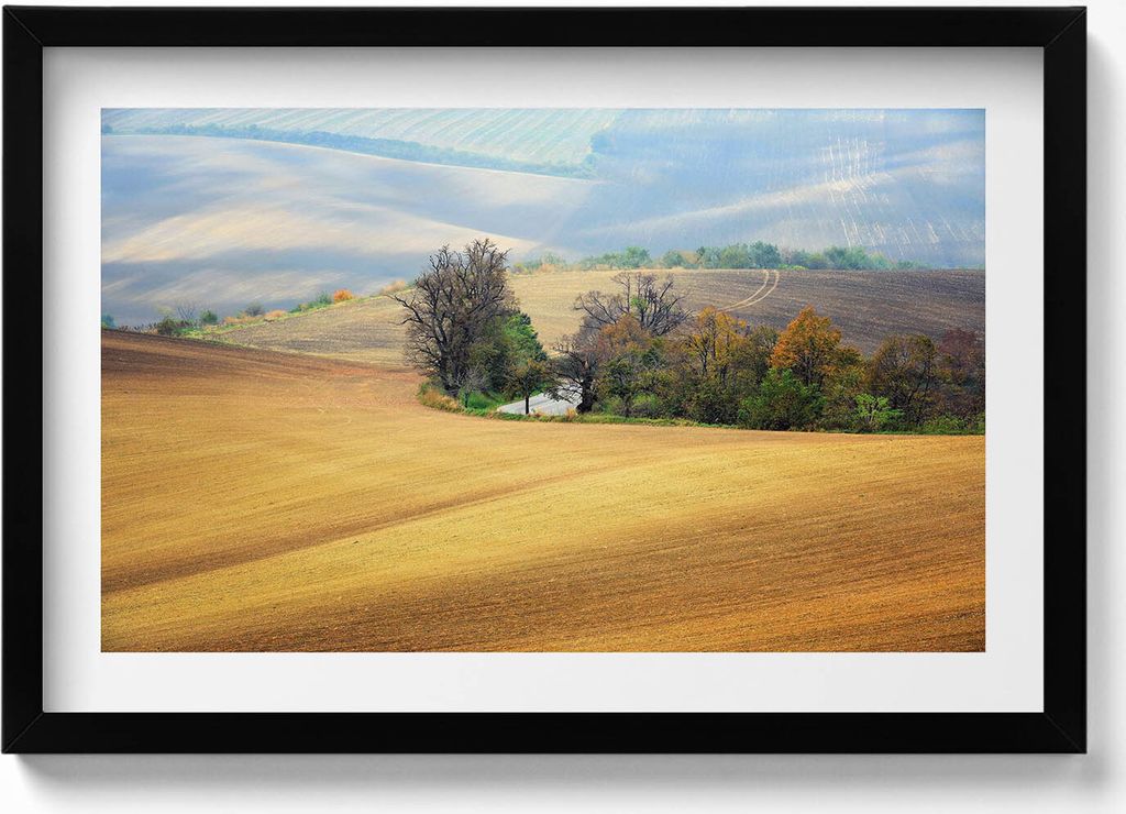 Ländliche Landschaft in Mähren– Wandbild mit Rahmen – Gerahmtes Bild – Wanddekoration – 60x40 cm – Schwarz Rahmen