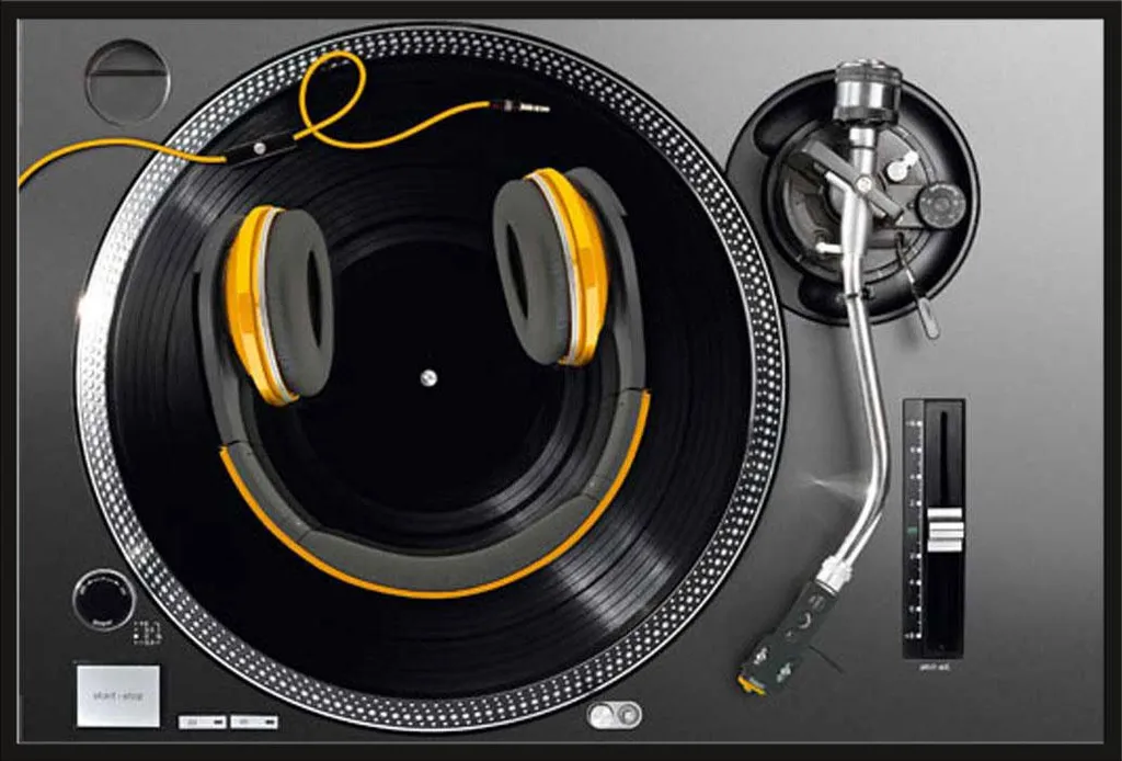 Affiche encadrée Turntable Smile Steez : Cadre Shinsuke robuste et léger