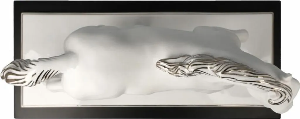 Figurine Cheval Goebel Studio 8 : Décoration Luxe en Porcelaine Durable