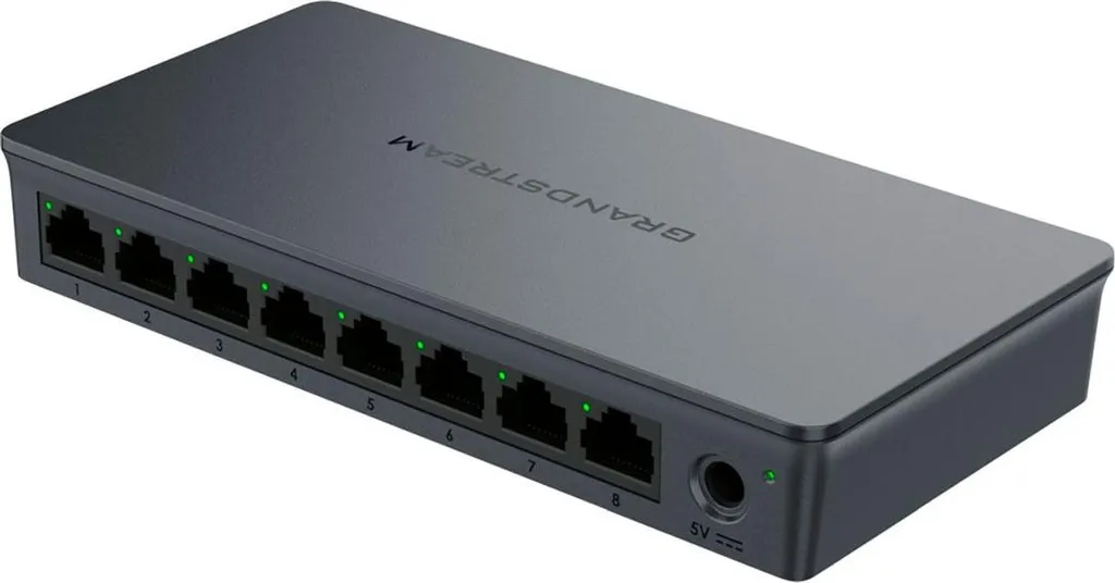 Grandstream GWN7711 Managed Switch - La Base per la tua Smart Home