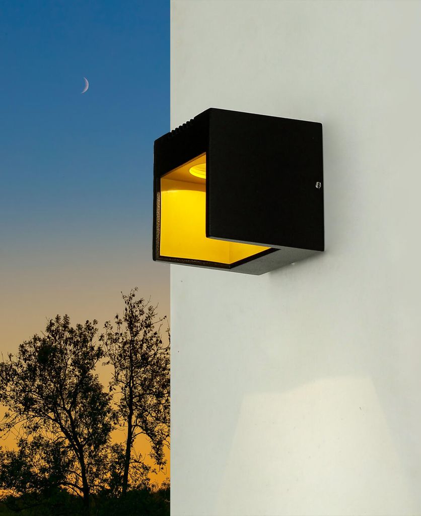 LED Außenleuchte IP44 klein B: 9 cm eckig in Schwarz Gold Wandlampe Eingang Haus