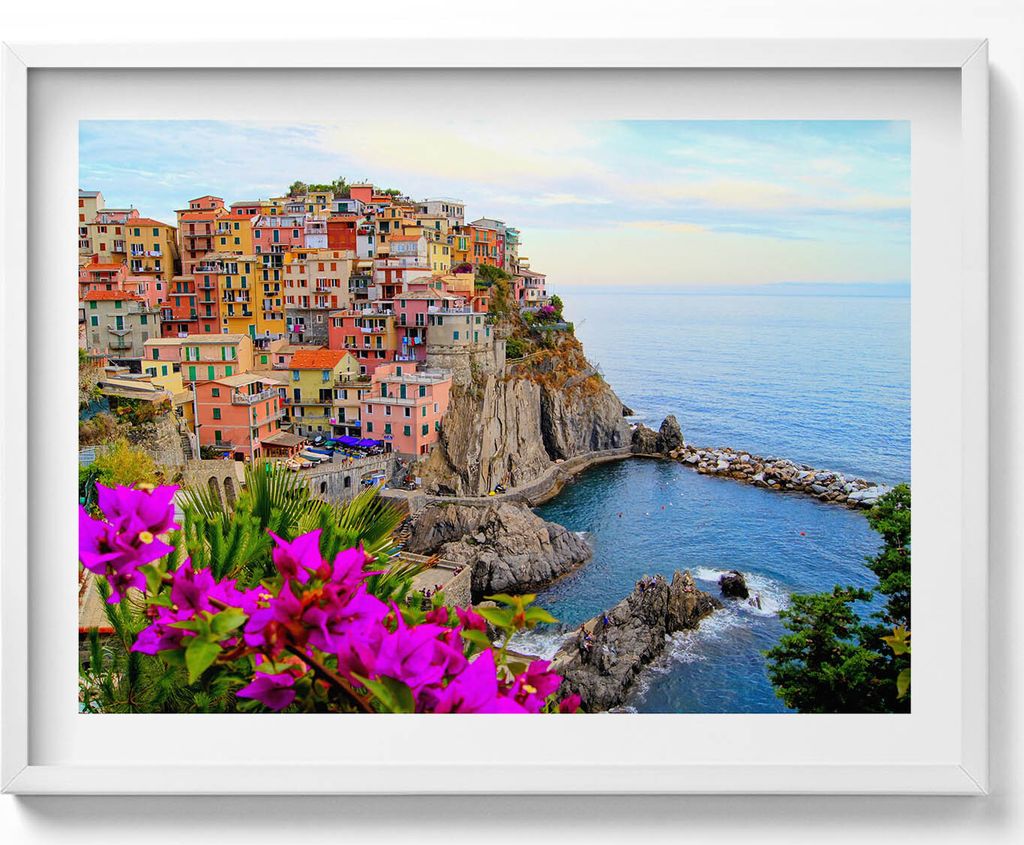 Blumen und die Küste der Cinque Terre Italien– Wandbild mit Rahmen – Gerahmtes Bild – Wanddekoration – 80x60 cm – Weiß Rahmen