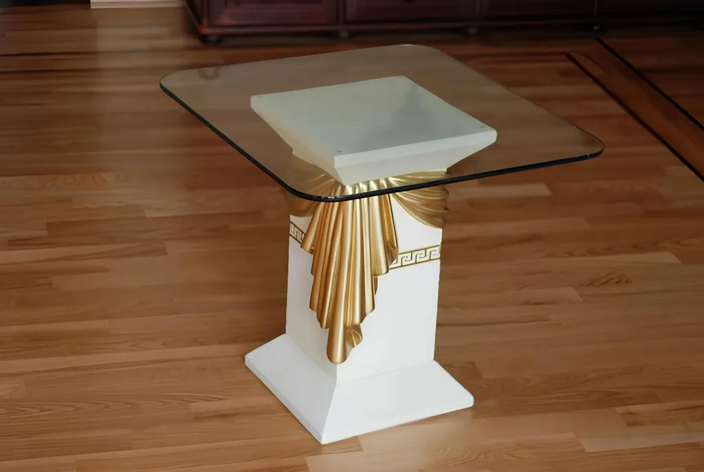 Petite table Medusa stable et robuste pour protéger votre sol de salon