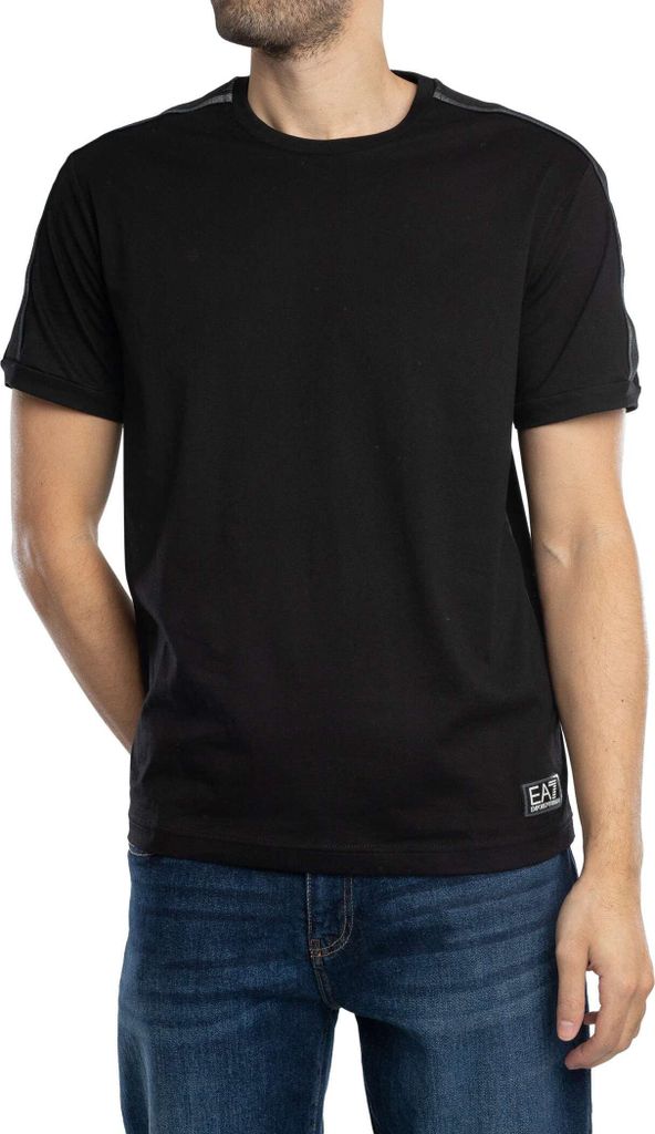 Emporio Armani T-shirt 0138-UC001 in Black color size medium