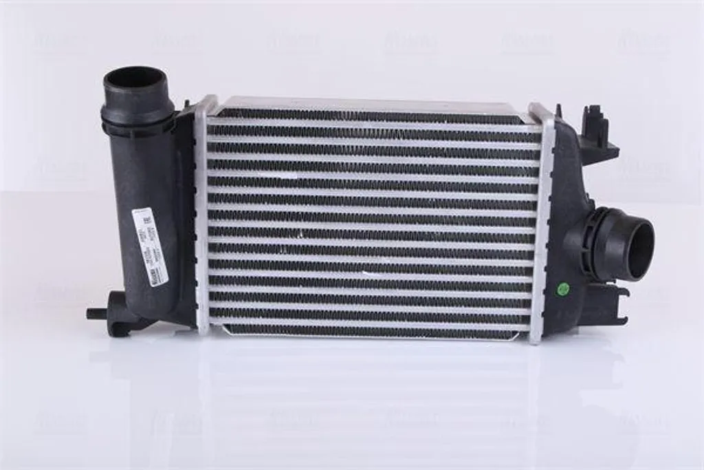 Remplacer votre Intercooler Micra - Refroidisseur Turbo NISSENS 961526