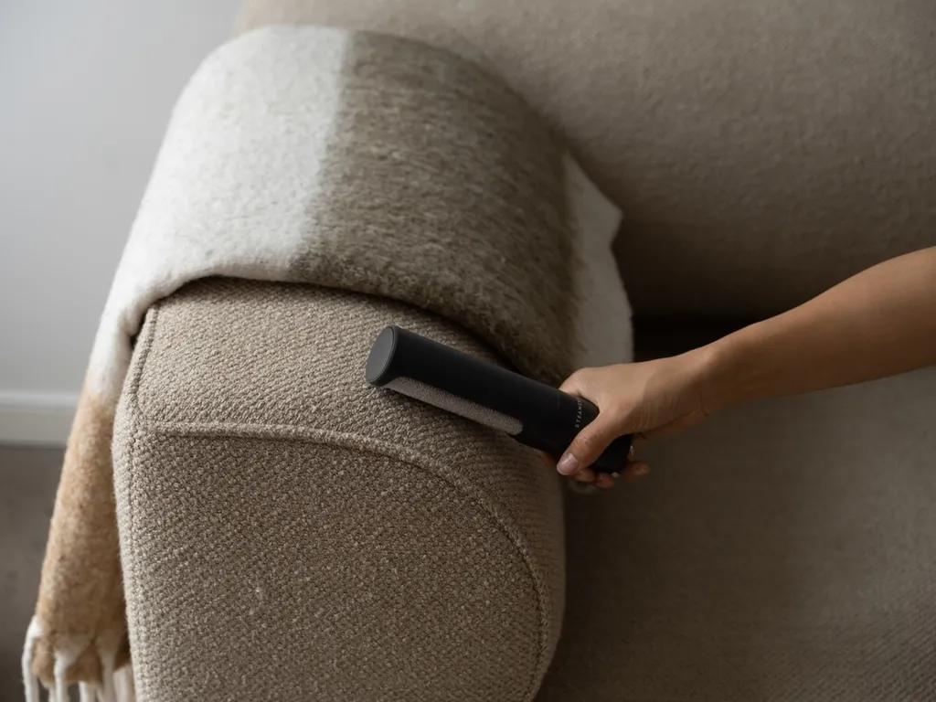 Brosse à peluches Steamery gris foncé - Rasoir anti-bouloche efficace