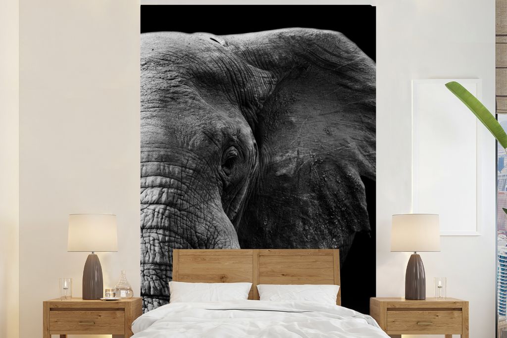 MuchoWow Fototapete für Wohnzimmer oder Schlafzimmer Wandtapete Vinyl Motivtapete Tiere - Elefant - Wild - Schwarz - Weiß - 155x240 cm - Tapete