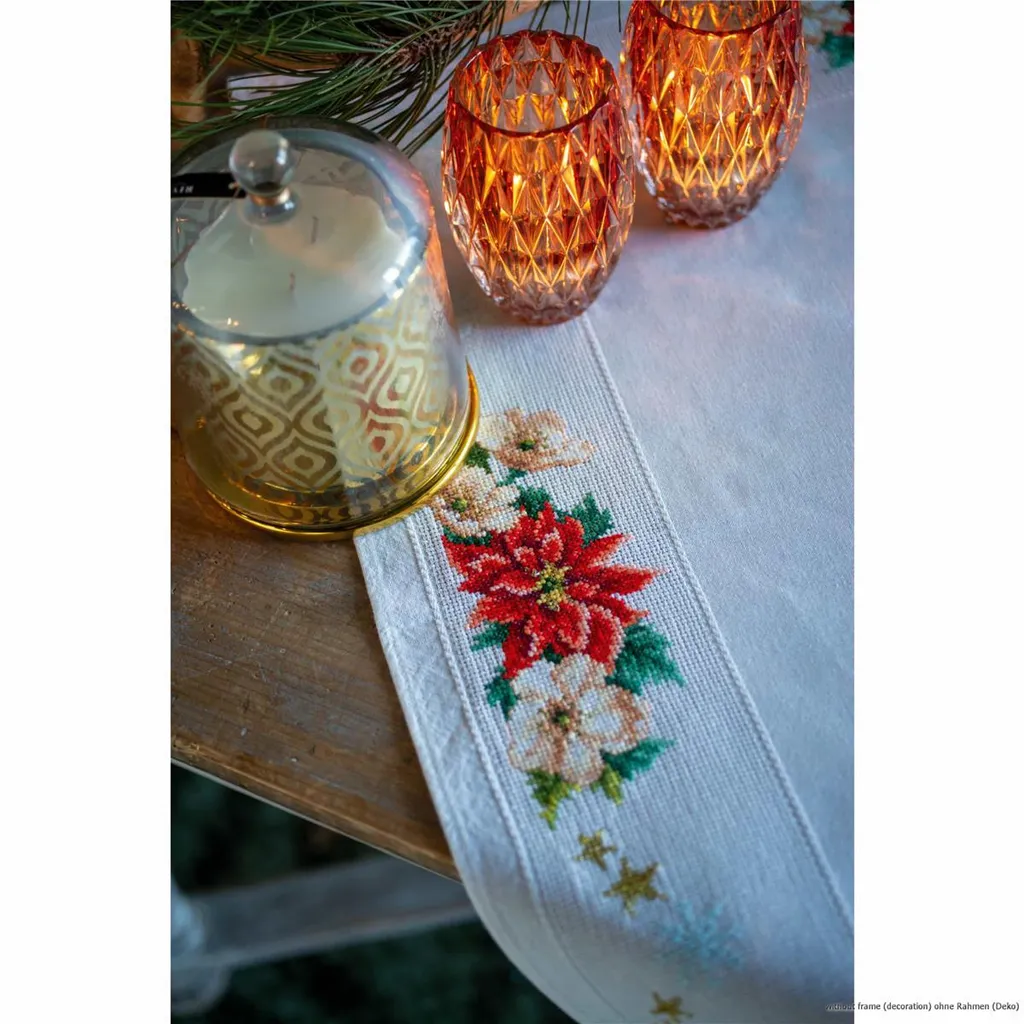 Décoration de Table Noël : Kit Nappe à Broder Point de Croix Vervaco
