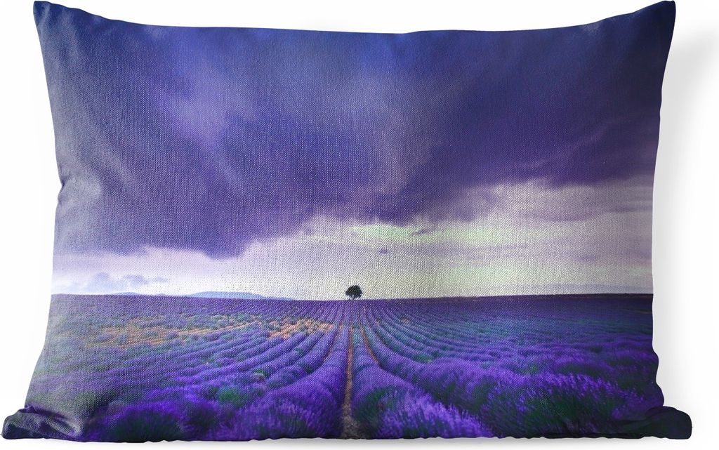 MuchoWow Outdoor Kissen - Lila Wolken über Lavendelfeldern - 60x40 cm - Wetterfest - Lounge Kissen - Zierkissen - Kissen für Innenräume