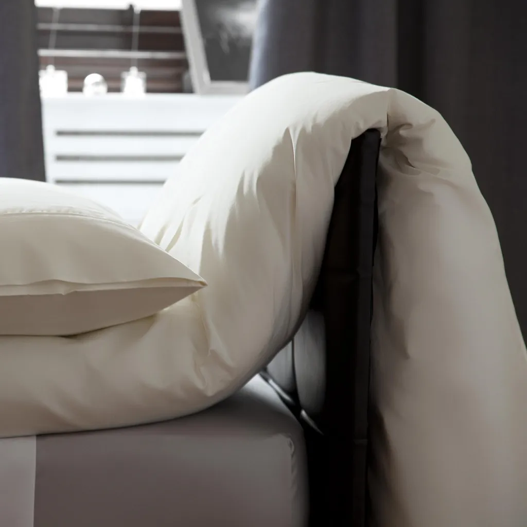 Housse de couette 500 fils douce Belledorm ivoire BM288 Kingsize