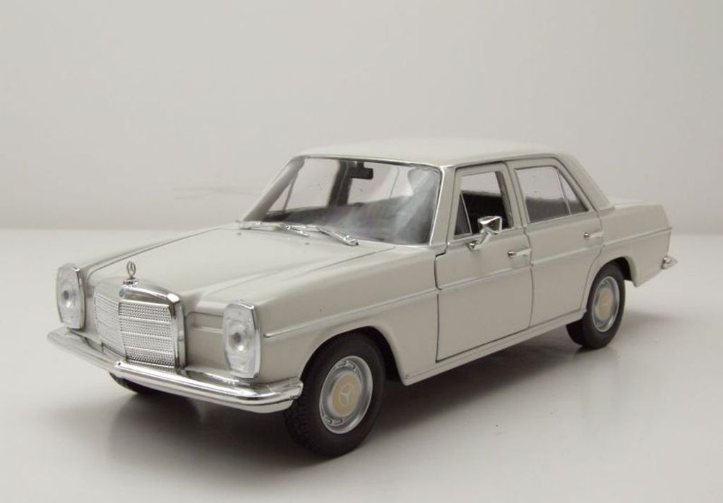 Welly 24091W Mercedes 220 Strichacht /8 W114 1968 weiß 1:24 Produktbild 