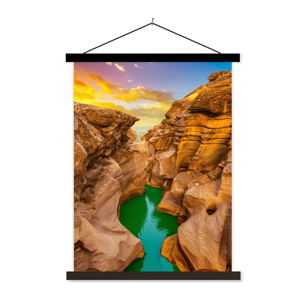 MuchoWow Textilposter Felsen - Meer - Sonnenuntergang - Natur - Wasser 40x53 cm mit schwarzem Rahmen - Abbildung