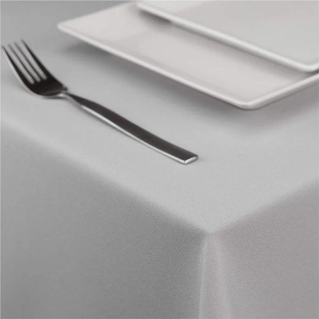 Nappe de réception grise chic et imperméable pour table de 8 personnes