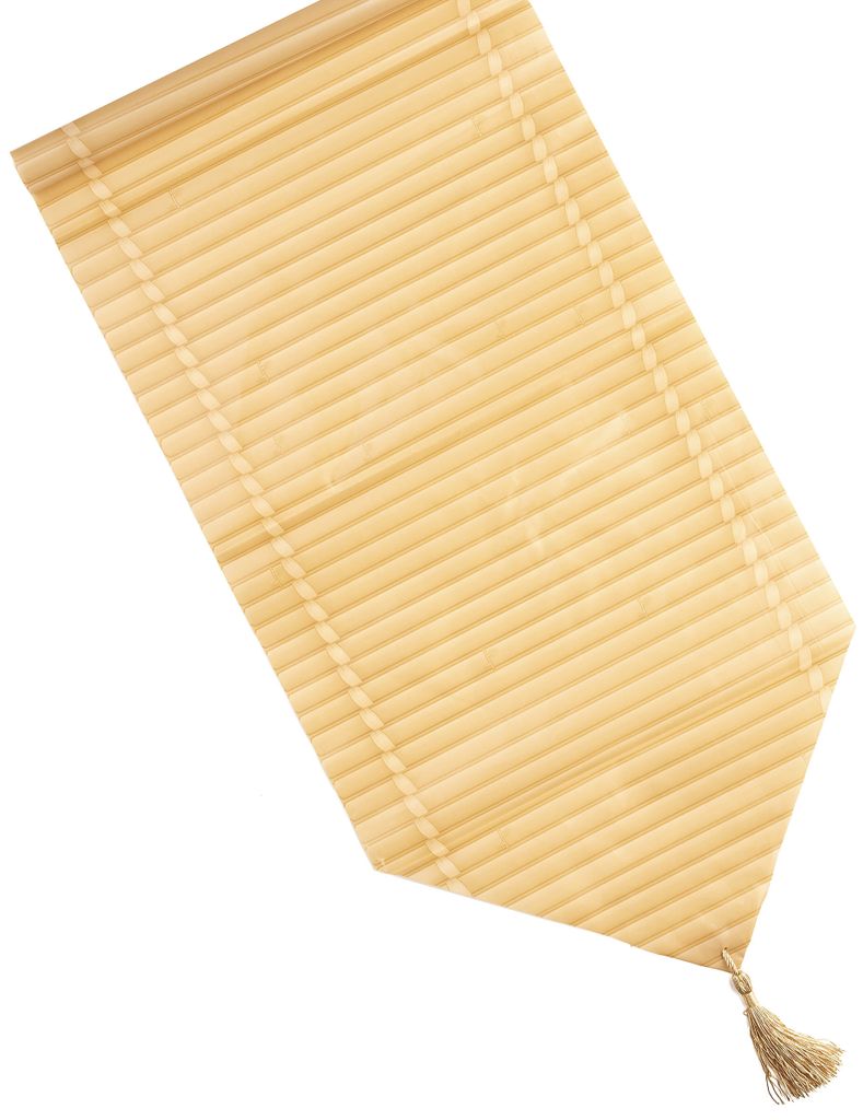 Table runner with tassels 150cm