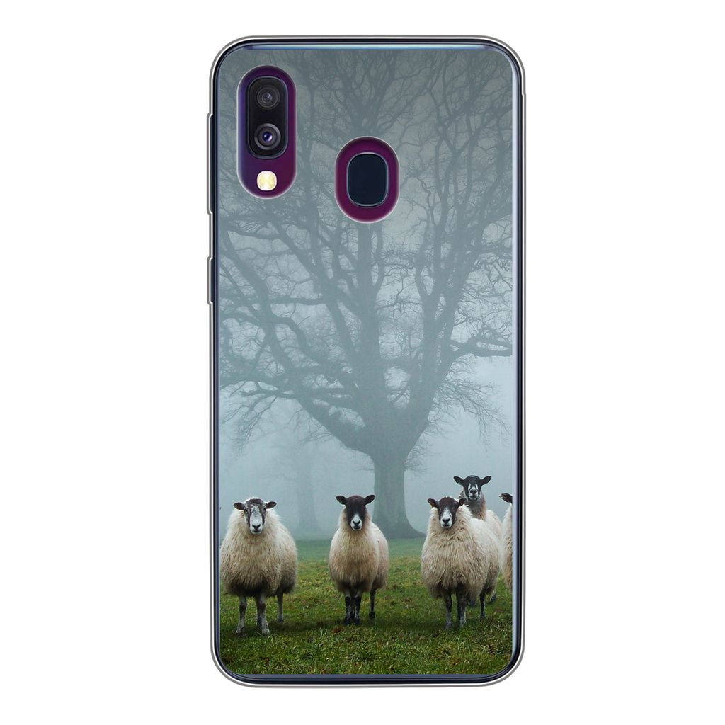 MuchoWow Handyhülle Schutzhülle Hülle für Samsung Galaxy A40 Schaf - Baum - Nebel Silikon Softcase Handy Hülle - Handy-Tasche