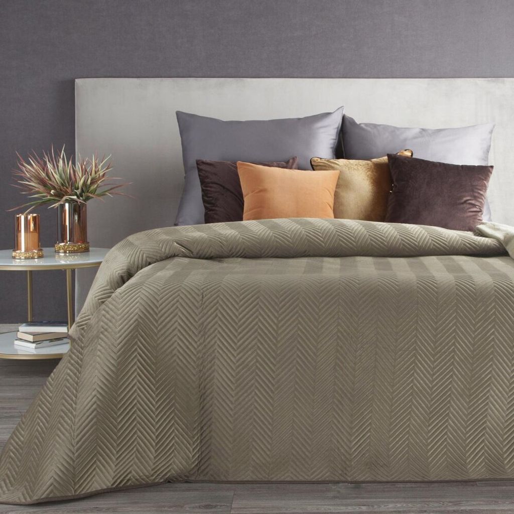 Bettdecke Sofia 230x260 cm Braun