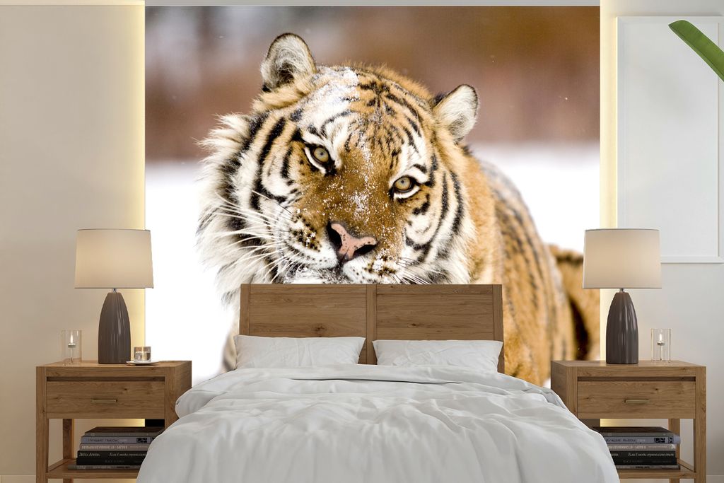 MuchoWow Fototapete für Wohnzimmer oder Schlafzimmer Wandtapete Vinyl Motivtapete Tiger - Schnee - Weiß - 220x220 cm - Tapeten