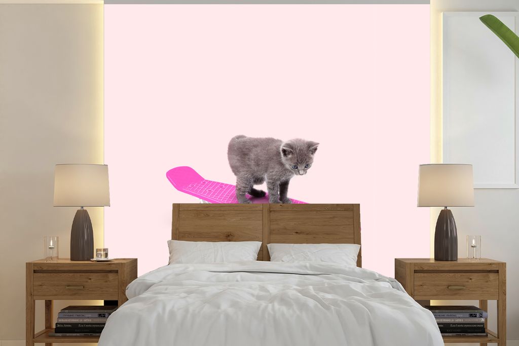 MuchoWow Fototapete für Wohnzimmer oder Schlafzimmer Wandtapete Vinyl Motivtapete Katze - Kätzchen - Tiere - Skateboard - Rosa - 280x280 cm - H...