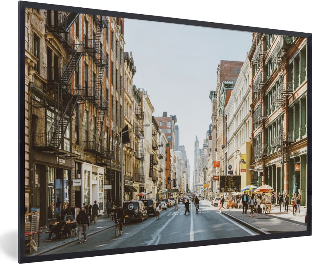 MuchoWow MuchoWow Gerahmtes Poster Belebte Straße in New York 60x40 cm - Poster mit zchwarzem Bilderrahmen - Printing - Wanddeko Schlafzimmer