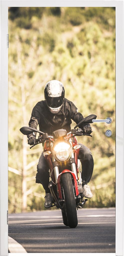 MuchoWow Türtapete Selbstklebende Türfolie Schnelles Motorrad zwischen den grünen Bäumen 85x205 cm Türposter Türaufkleber Klebefolie Türkl...