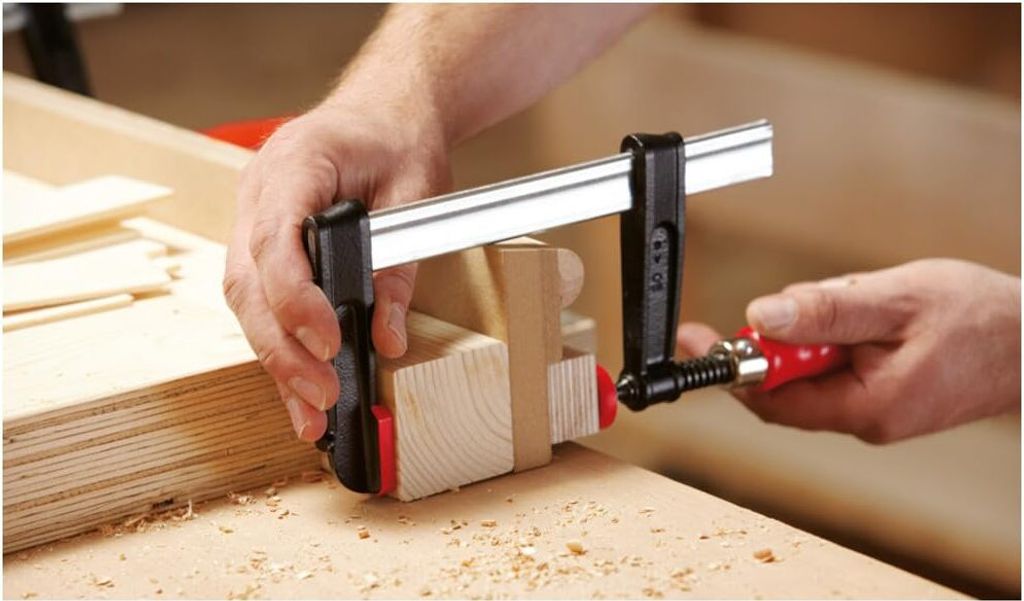 Bessey Temperguss-Schraubzwinge mit Holzgriff TPN-BE - TP150S12BE