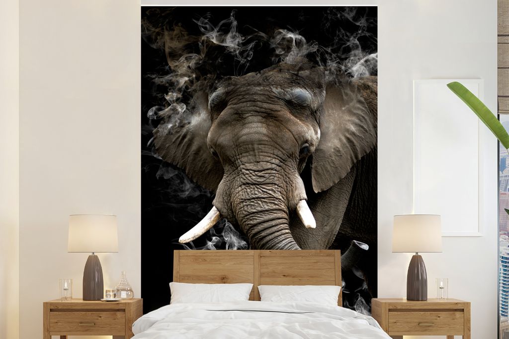 MuchoWow Fototapete für Wohnzimmer oder Schlafzimmer Wandtapete Vinyl Motivtapete Elefant - Rauchen - Schwarz - 160x240 cm - Vinyltapete
