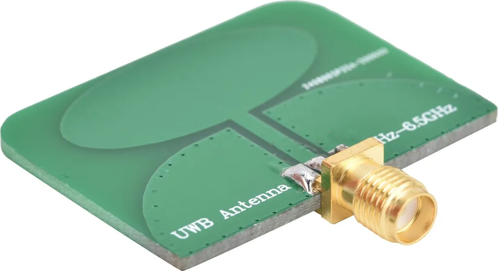 Antenna Omnidirezionale UWB SMA Femmina | Qualità PCB 3-6.5GHz