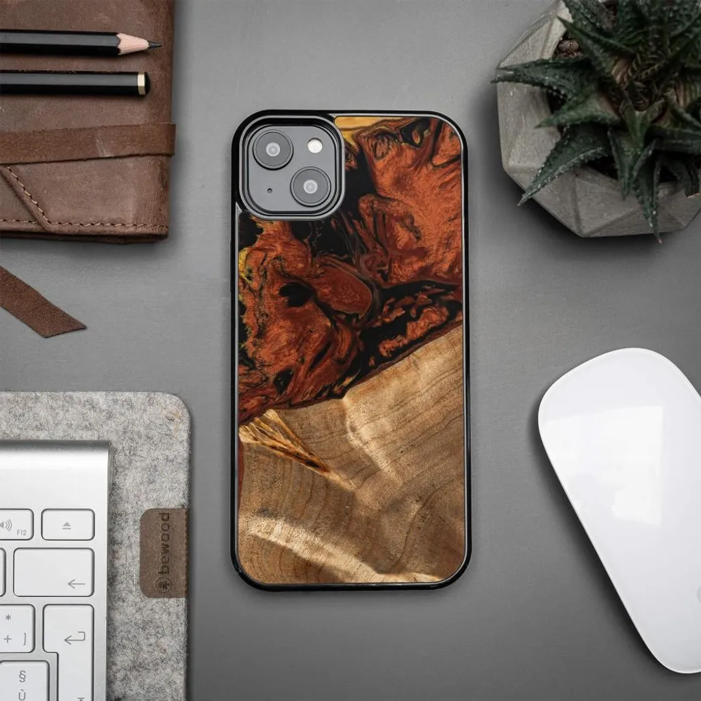 Custodia Bewood iPhone 14 Plus Unique 4 Elementi Fuoco | Legno e Resina - 2