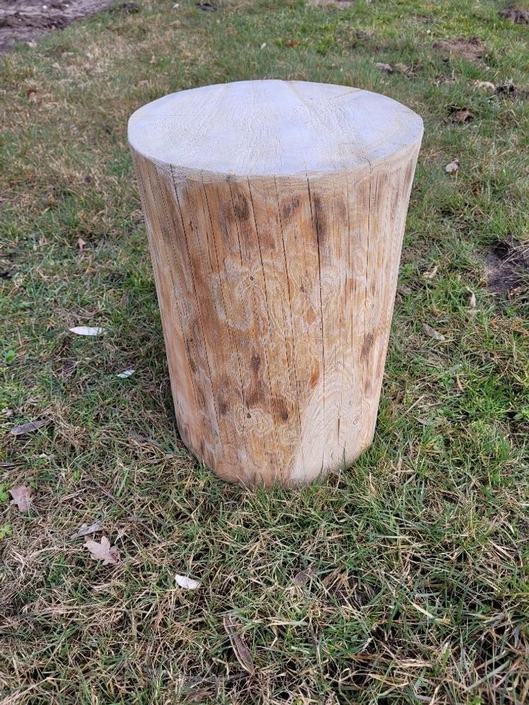 Holzstamm Sitzhocker gehobelt Höhe ca 40-42cm Durchmesser Produktbild 
