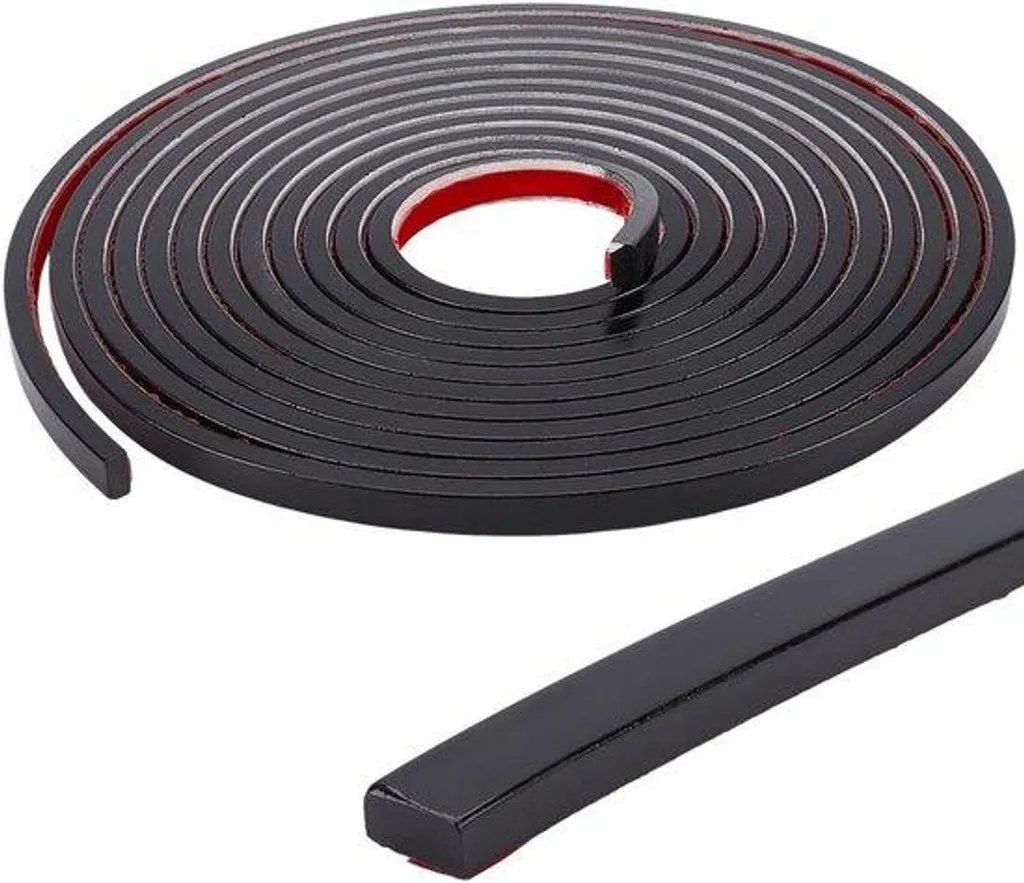 Masquer les joints avec la bande souple noire 5 m x 1 cm de décoration