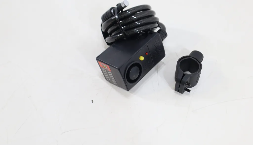 Serrure alarme 110dB avec capteur de vibration et anse en acier trempé - 4