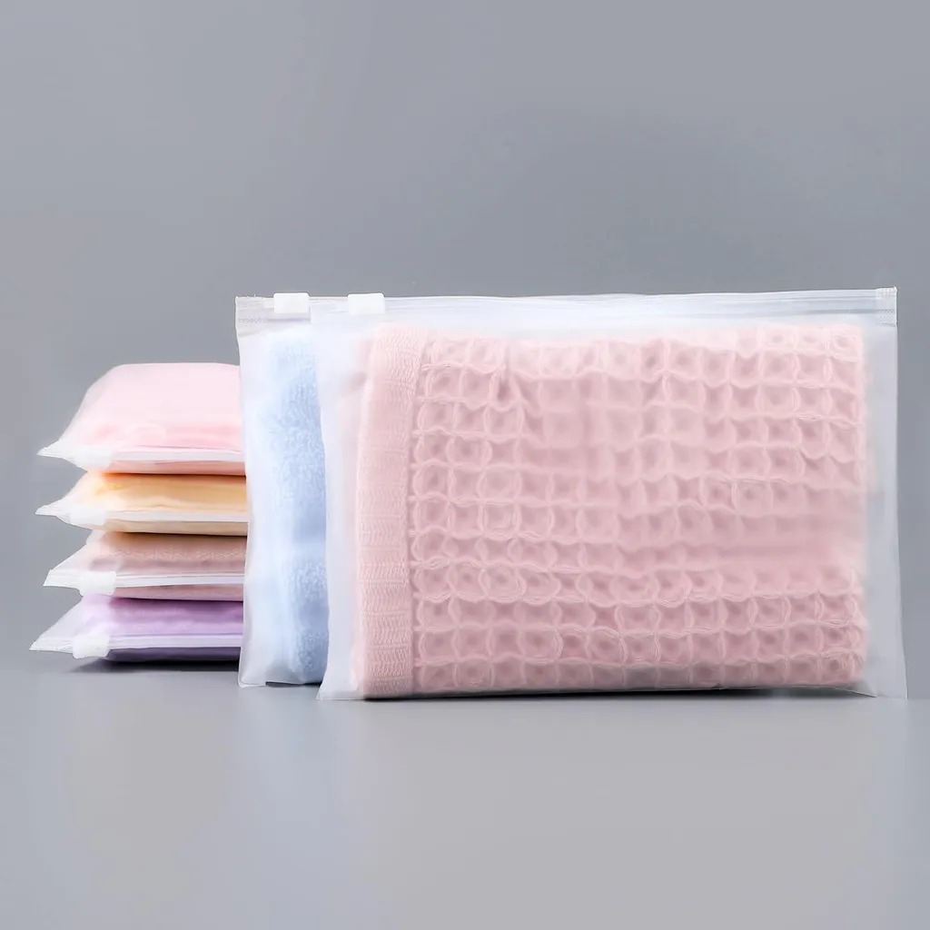 Rangement voyage : 25 sacs à glissière 20x14 cm pour chaussettes et linge