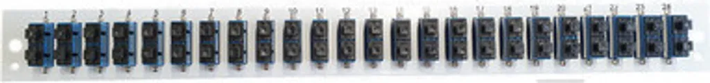 Panneau de raccordement fibre OS2 24 x SC Duplex pour serveurs et baies