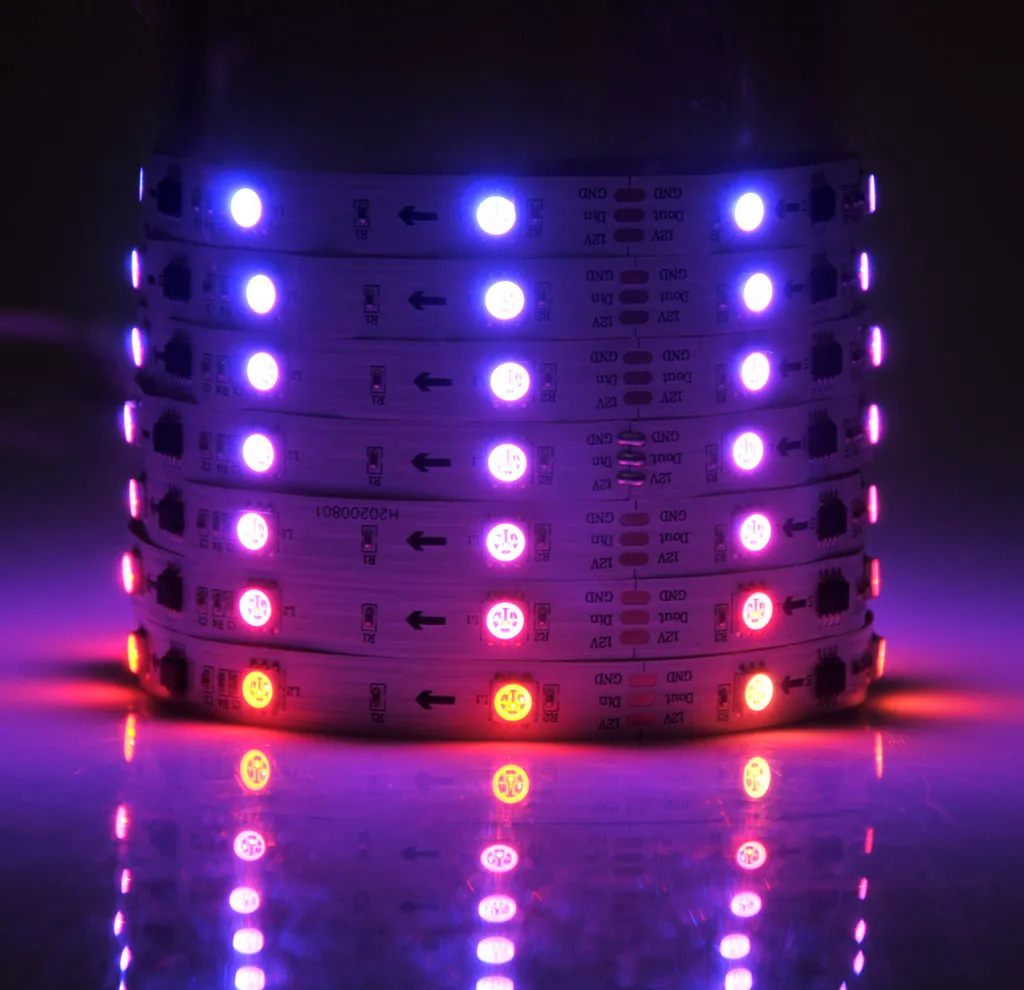 Solution éclairage LED MAGIC RGB 5m Polux pour relooker votre intérieur - 7