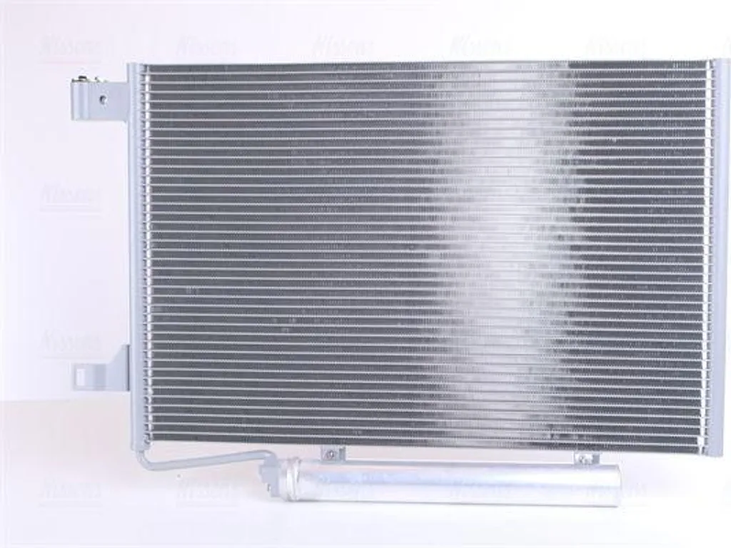 Stop aux fuites de clim : Condenseur Nissens 94911 pour Mercedes 1695000054