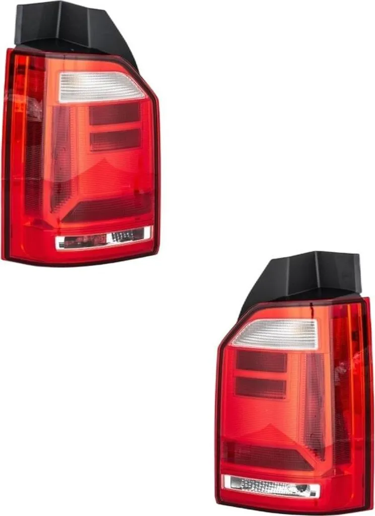 Réparez vos feux arrière VW cassés - Paire optiques HELLA 12V halogène