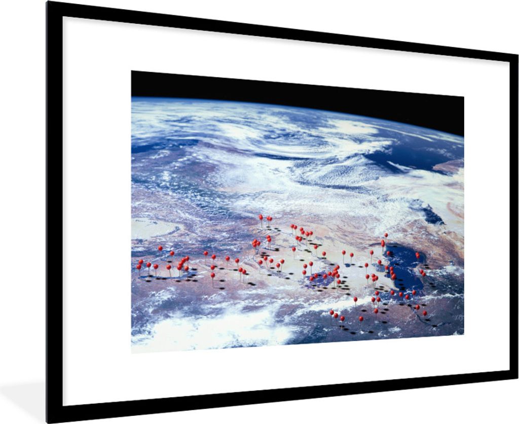 MuchoWow Gerahmtes Poster Die Erde mit roten Nadeln 90x60 cm - Poster mit Schwarzem Bilderrahmen Wandposter Rahmen Foto Bilder - Wanddekoration -...