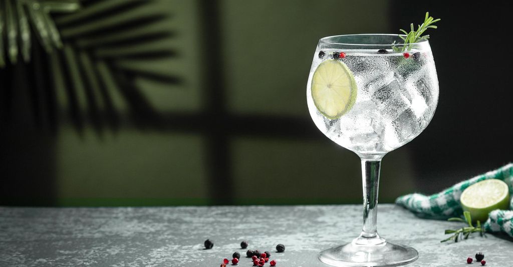 mydays Gin Tasting Düsseldorf (8 Premium Gins); Erlebnis verschenken oder selbst erleben; Gutschein für 1 Person(en)