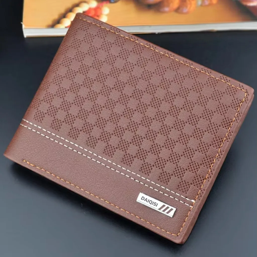 Idee Regalo Uomo: Portafoglio Daiqisi Valmont KP35898 in Finto Cuoio
