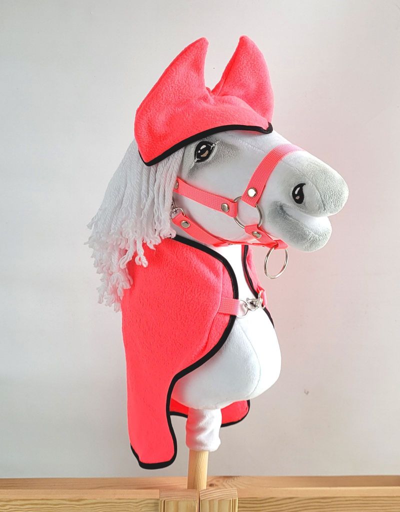 Hobby Horse A3 Set: Decke + Fliegenmützen - Neon Pink