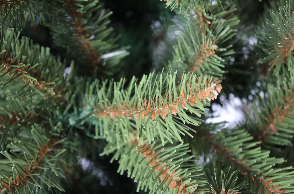 DekoPrinz® Weihnachtsbaum Ontario 220 cm -  Kaufland.de