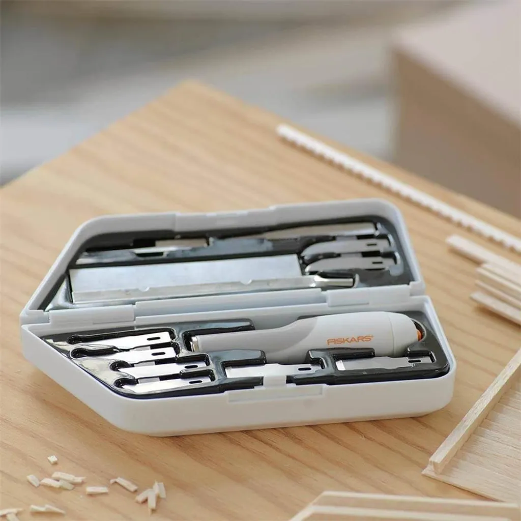 Fiskars Universal Premium Set 12 Pezzi - Cutter Precisione Professionale - 4