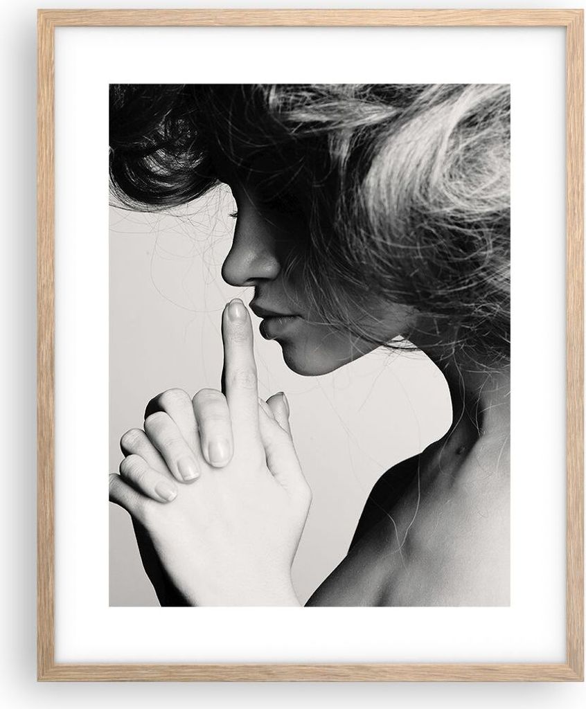 Gerahmtes Poster - Rahmen in heller Eiche - Frau Modell - 40x50 cm - Wand Bild - Wanddeko - Wandbilder - Kunstposter - Wandposter - Bilderrahmen - ...