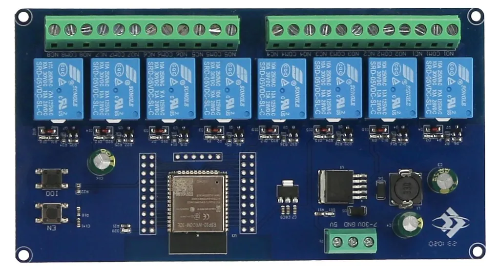 Carte de commande 8 relais ESP32-WROOM-8R DAYPOWER pour domotique DIY